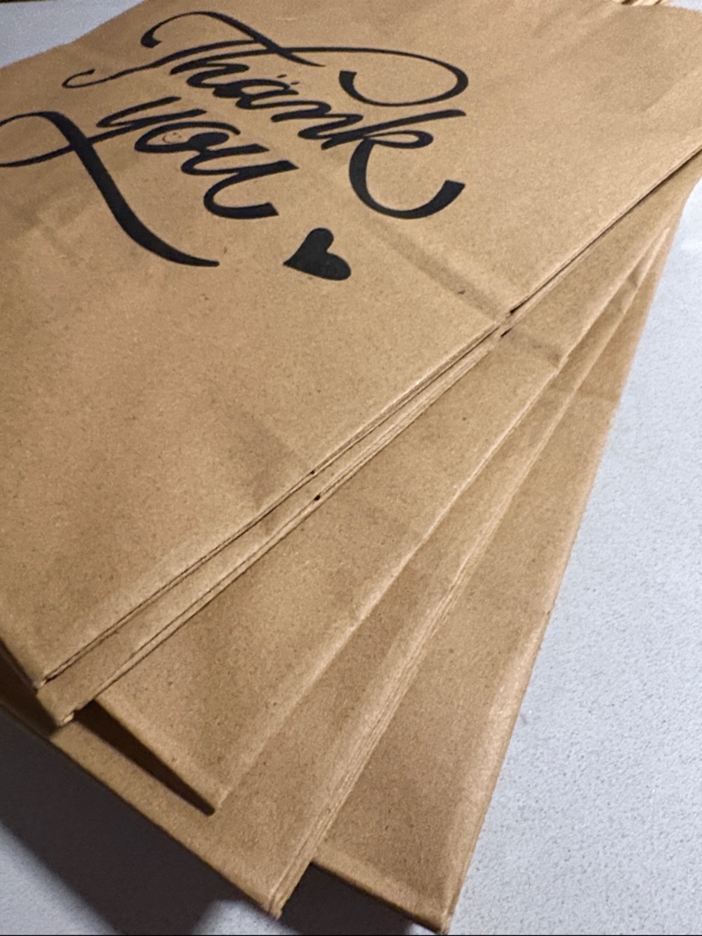 NEW Lot of 20x “Thank You” + Heart Medium Paper Gift Bags w/ Handles Brown/Black - Picture 6 of 10